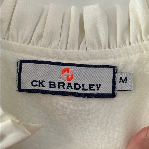 CK Bradley Elegant Ivory Ruffled Blouse M - Picture 2 of 5